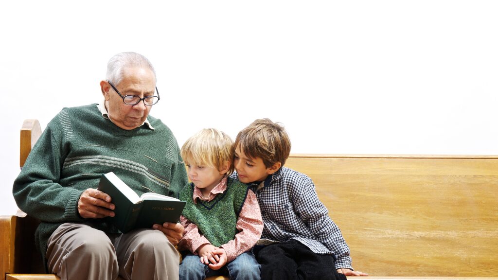 子ども、高齢者、働く環境ごとの気象病に関する注意点と対策を示したイラスト